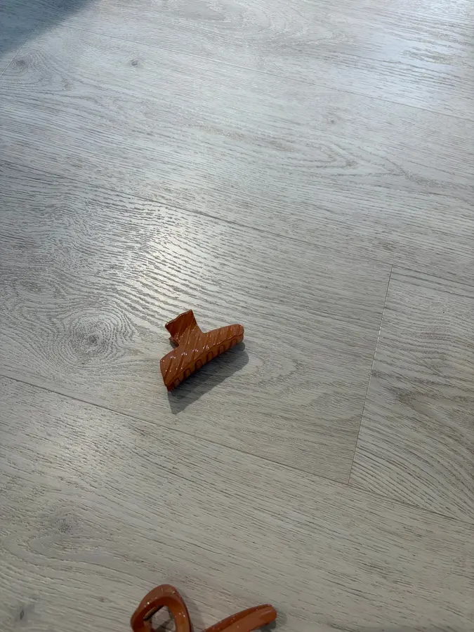 Haarspeld - geribbeld karamelbruin glanzend - medium